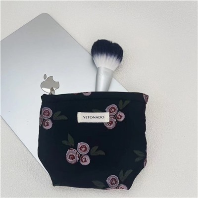 Retro quality capacious cosmetic bag, shopping bag, sophisticated handheld liner, flowered