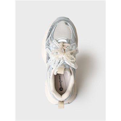 Кроссовки для девочки