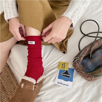 Colored soft Japanese demi-season woolen knee socks, mid-length