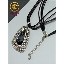 Кулон на кожаном шнурке "Женская грация" Арт КШ2130/17