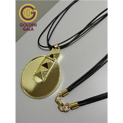 Кулон на кожаном шнурке "Женская грация" Арт КШ2130/27