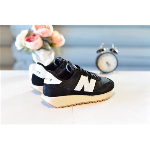 New Balance cl runner TM из натуральной замши и нейлона Размер 40