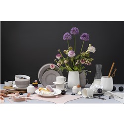 Набор из двух тарелок темно-серого цвета из коллекции Edge, 21 см