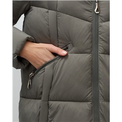 Пальто зимнее утепленное с капюшоном женское темно-серого цвета 7729TC