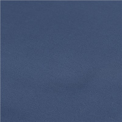 Простыня на резинке из премиального сатина темно-синего цвета из коллекции Essential, 180х200х30 см