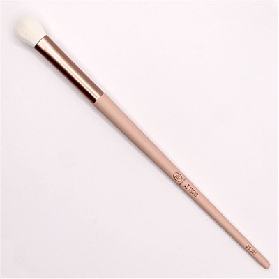 TF BIT209 Плоская пушистая кисть для нанесения теней I'm TREND