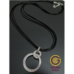 Кулон на кожаном шнурке "Женская грация" Арт КШ2130/03