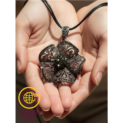 Кулон на кожаном шнурке "Женская грация" Арт КШ2130/14