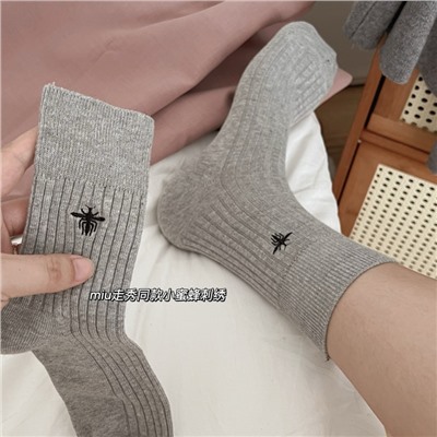 Cotton brand knee socks for men and women, with embroidery, mid-length