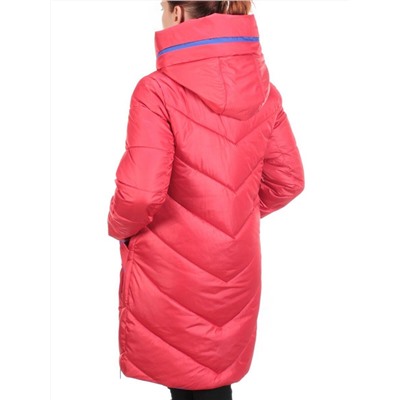1175 RED Пальто женское зимнее PlOOEPLOO (200 гр. холлофайбера)