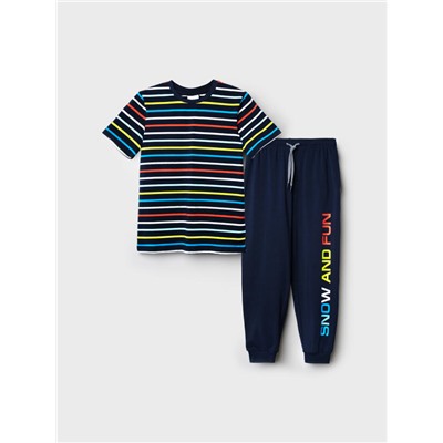 Комплект для мальчика: футболка, брюки