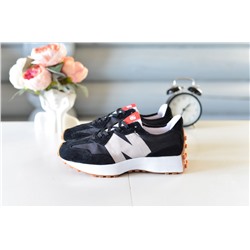 New Balance NB 327 из натуральной замши и нейлона