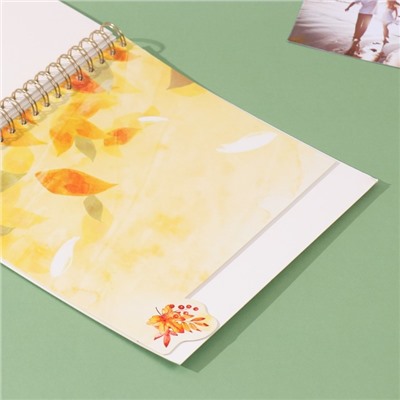 Фотоальбом на спирали 20 листов «Время года», объёмный элемент и 4 вкладки, 24×24 см