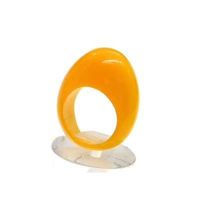 Кольцо крупное из кошачьего глаза желтый размер 16