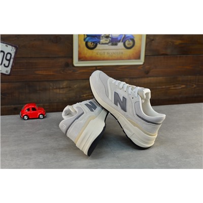 New Balance из натуральной замши