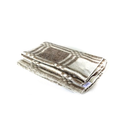 Одеяло полушерстяное С-6 70% шерсть 600гр. / Клетка