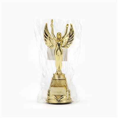 Кубок, наградная фигура под нанесение «Ника», подставка пластик золото, 18.5 см