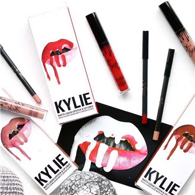 Помада Kylie Holiday Edition Matte Liquid Lipstick & Lip Liner 2 in 1 True Braun K 3 ml