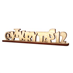 Слово интерьерное "@vikrytas12" на подставке