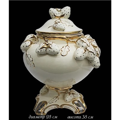30-156 Ваза с крышкой 38 см в под.уп.(х1)Фарфор