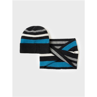 Комплект для мальчика: шапка, снуд
