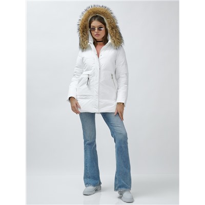 Куртка женская зимняя с мехом енот премиум класса белого цвета 3322_1Bl
