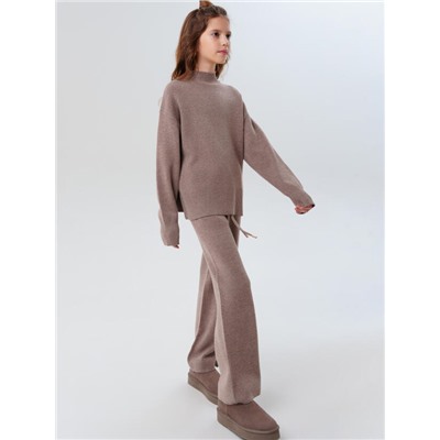 Комплект для девочки: джемпер, брюки