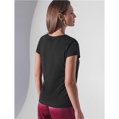 Нарядная футболка с принтом пайетками