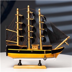 Сувенирная модель корабля «Олифант», 24×24×4 см