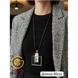 Кулон на кожаном шнурке "Женская грация" Арт КШ2130/29