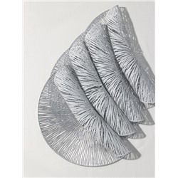 Салфетки сервировочные на стол Доляна «Сияние», d=38 см, 4 шт., серебряные