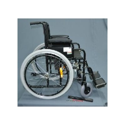 Е0812у Кресло-коляска с ручным приводом, пневматич.шина