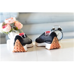 New Balance NB 327 из натуральной замши и нейлона