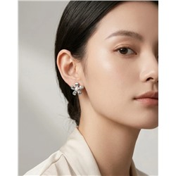 Стильные серьги