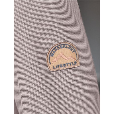 Джемпер легкий из фактурного эластичного трикотажа с принтом