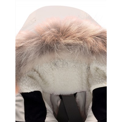 Куртка парка зимняя подростковая для девочки с капюшоном и мехом бежевого цвета 9446B