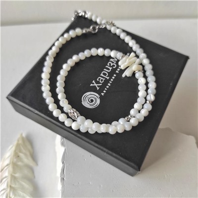 Сет из перламутра и коралла в белом металле