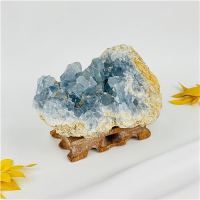 Радуга Самоцветов Друза Целестина на подставке