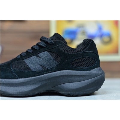 New Balance из натуральной прочной замши и текстиля