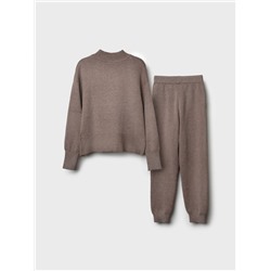 Комплект для девочки: джемпер, брюки