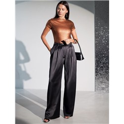 Футболка облегающая из хлопка в рубчик с вырезом лодочка с матовым покрытием металлик