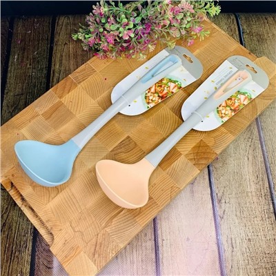 160-074 Силиконовый половник 31,5 см (х48)