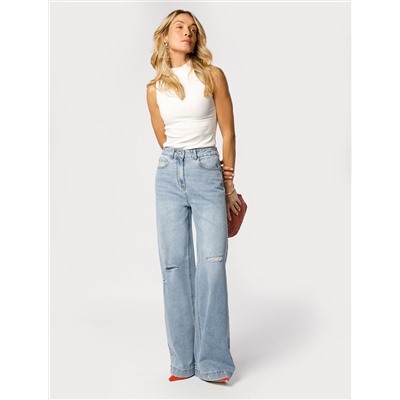 Джинсы-трубы из эластичного денима