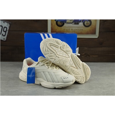 Adidas Oztral из натуральной кожи и нейлона