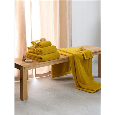 Полотенце для рук цвета охры из коллекции Essential, 50х90 см