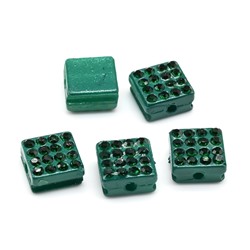Бусина полимерная со стразами квадрат 10*10мм, цв.изумрудный (упаковка 5 штук)