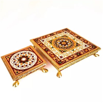 Набор Минакари Чоуки для Пуджи (2 шт), Minakari Pooja Chowki Set of 2 (6 Inch and 10 Inch), произв. Apka Mart