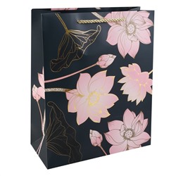 Пакет подарочный 26*32*12 Цветок лотоса на черном 210г/м2 КОКОС 242561/12/Китай