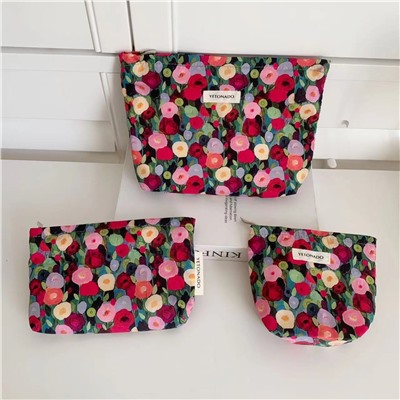 Capacious cosmetic bag, handheld organizer bag to go out, travel bag, liner, floral print