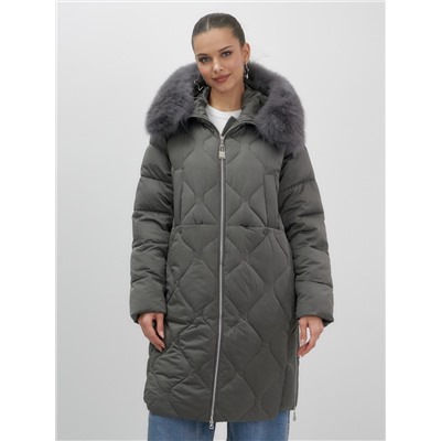 Пальто зимнее утепленное с мехом и капюшоном тренд темно-зеленого цвета 7753TZ